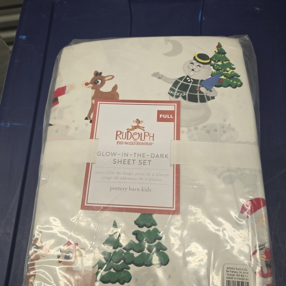 Pottery Barn Kids Rudolph Glow-in-the-Dark Sheet Set - White and Green
